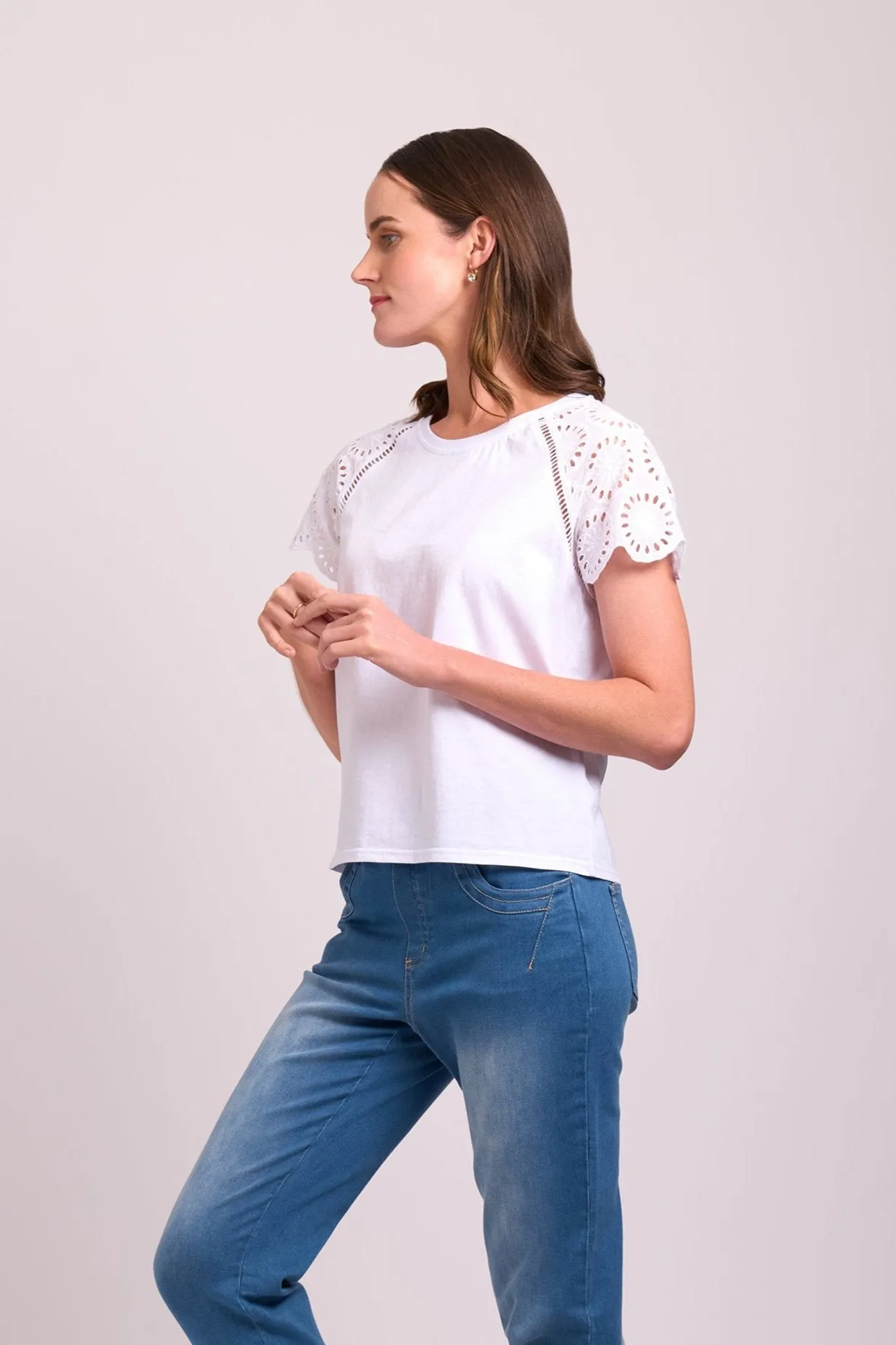 BRODERIE SLEEVE TSHIRT